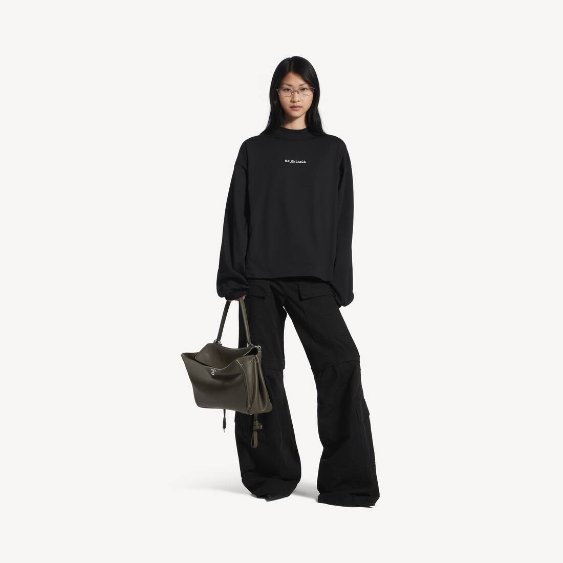 Damens Balenciaga bakcropped långärmlig T-shirt i svart/vitt