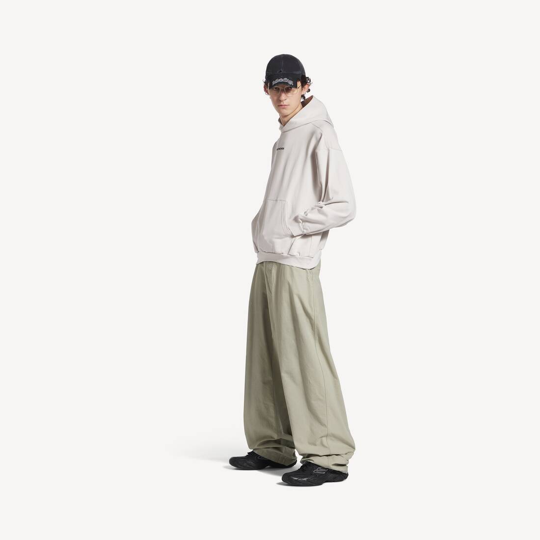 Ny Balenciaga bak hoodies medium fit i off-white