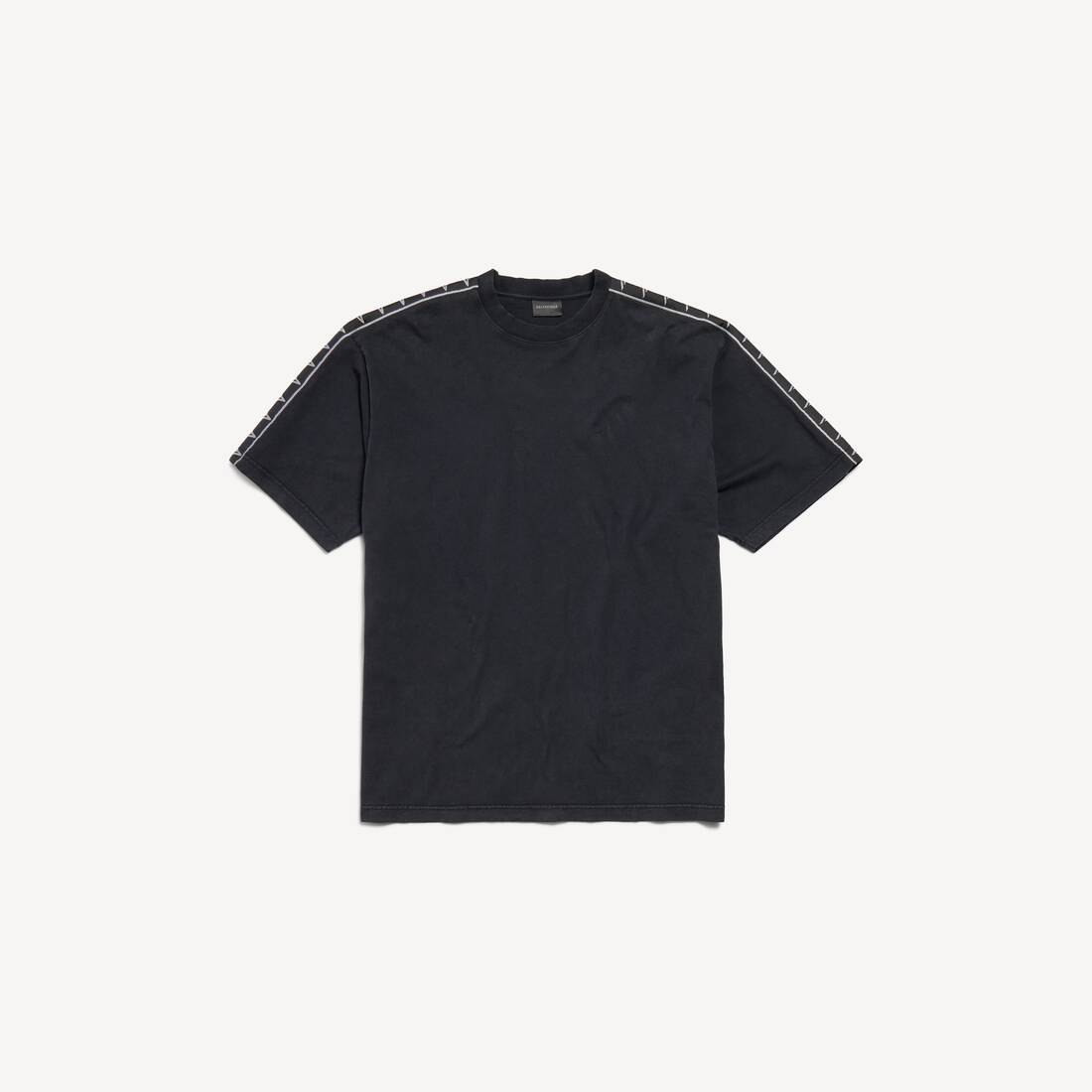 Herrarnas streck T-shirt medium fit i släckt svart