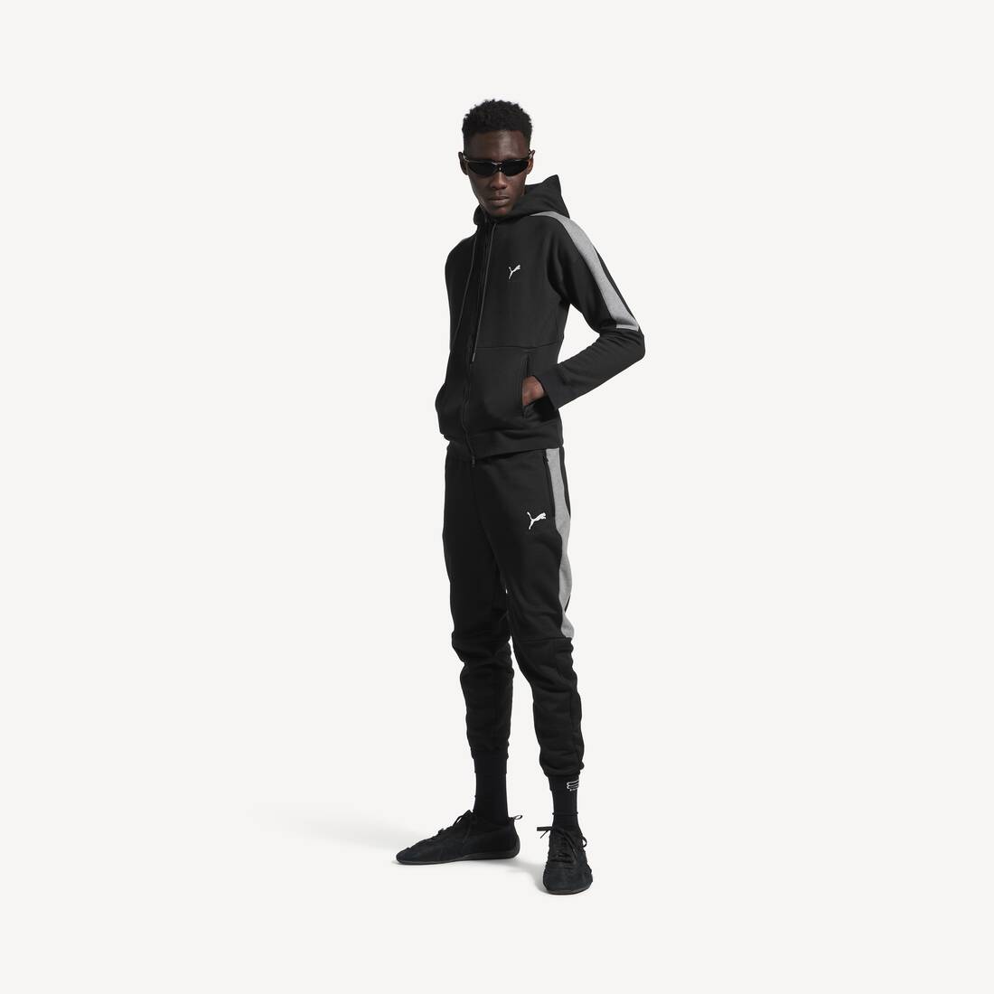 Balenciaga I Puma hörnig tröja i svart/mörk heathergrå