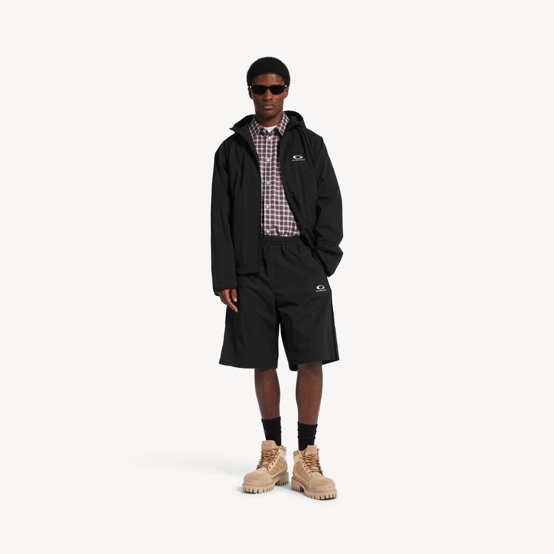 Herrarnas tröjor och shorts i svart