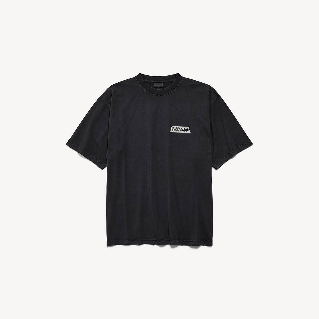 Herrans masking tape T-shirt medium fit i sliten svart