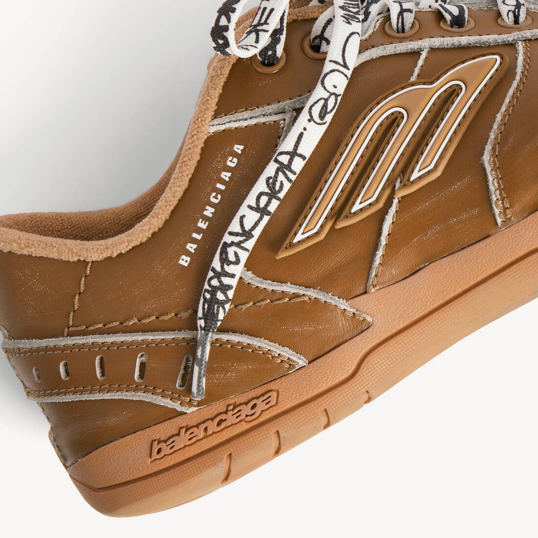 Herrarnas Hamptons Medium Sliten loafer i kameel