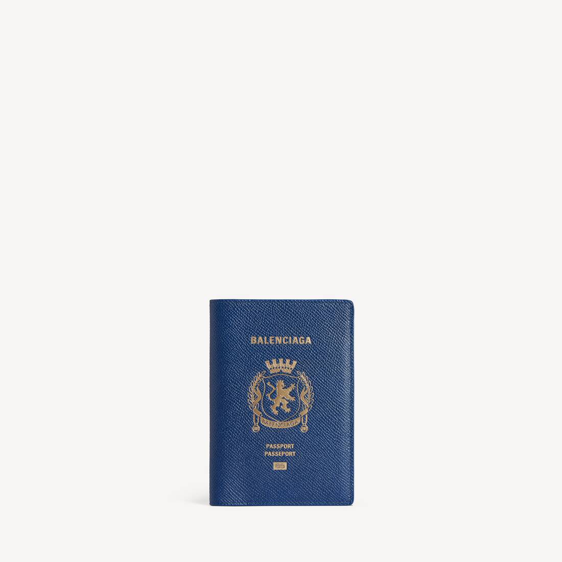 Manlig passbärare i passblått