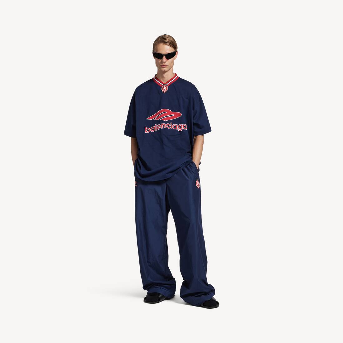 Herrarnas 3b fotboll V-hals T-shirt, storleksökning i mörk blått/rött